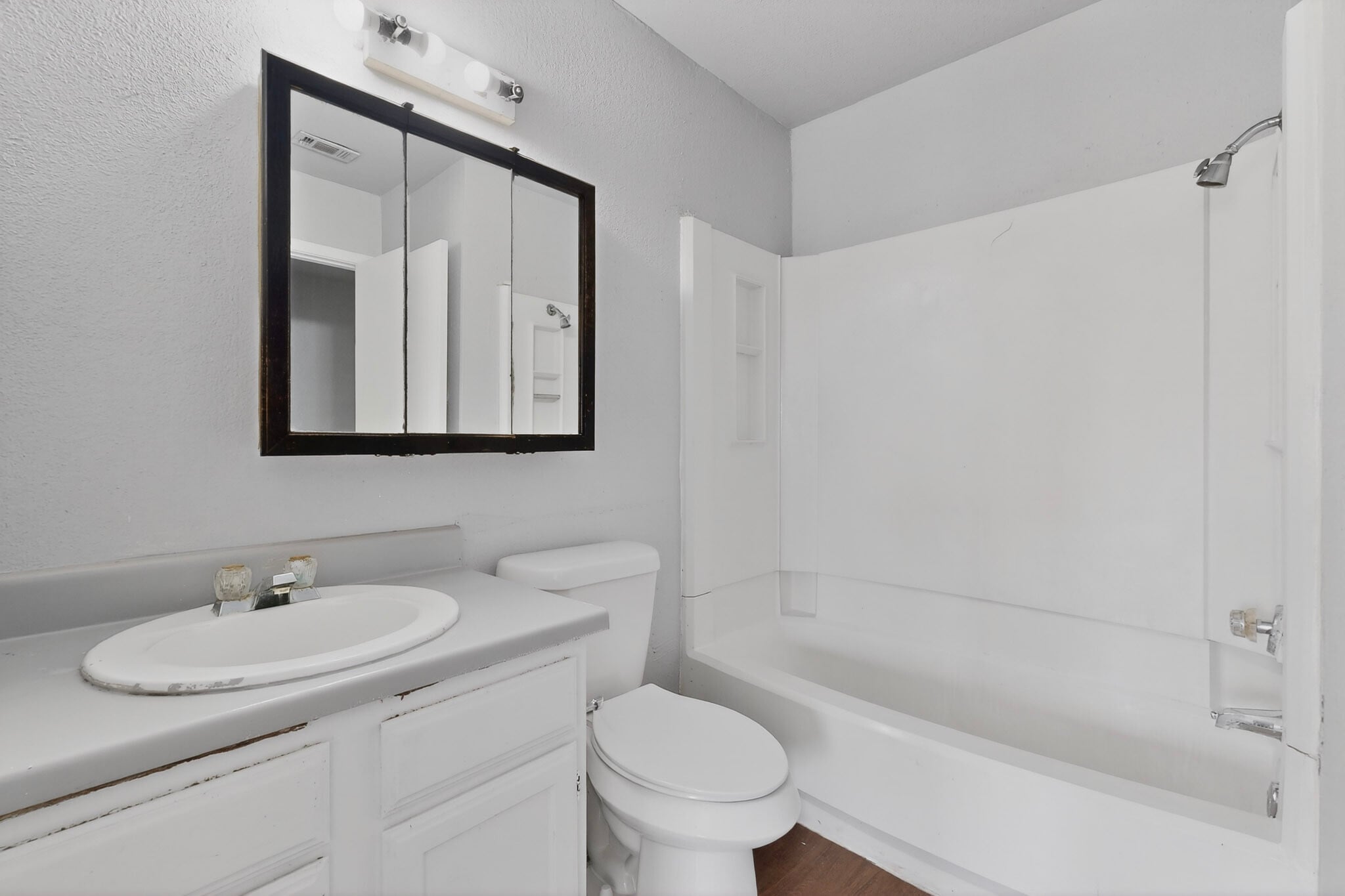 Building Photo - 9467 Olde Towne Row