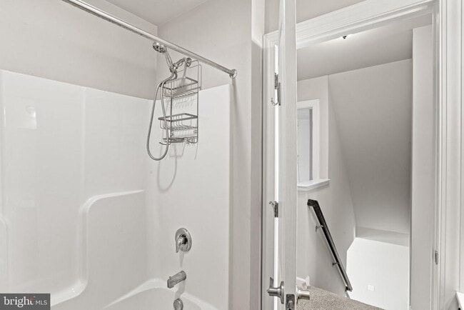 Building Photo - 140 Sage Blvd