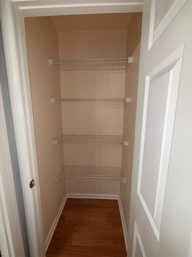 Building Photo - 1234 Hoe Ave