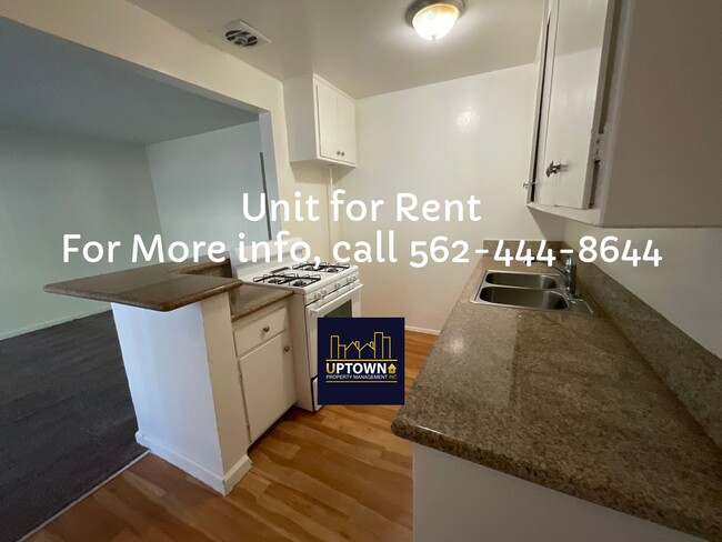 Building Photo - 1 Bedroom / 1 Bath - Anaheim