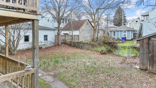 Building Photo - 209 Pearl St