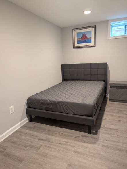 Building Photo - 3520 E Fayette St