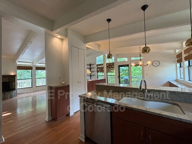 Building Photo - 14471 Applewood Ridge Rd