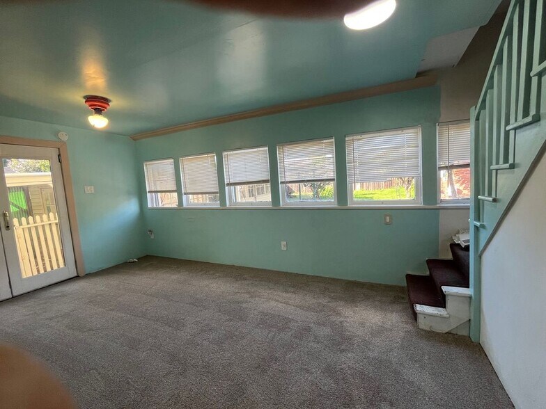 Building Photo - 772 Sunset Blvd