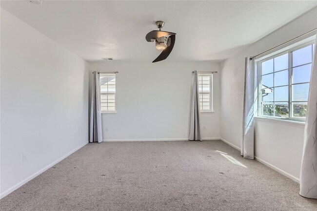 Building Photo - 3-Bedroom Home with Open Floor Plan, Private Balcony & Attached Garage