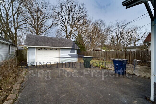 Building Photo - 1238 Colwick Dr