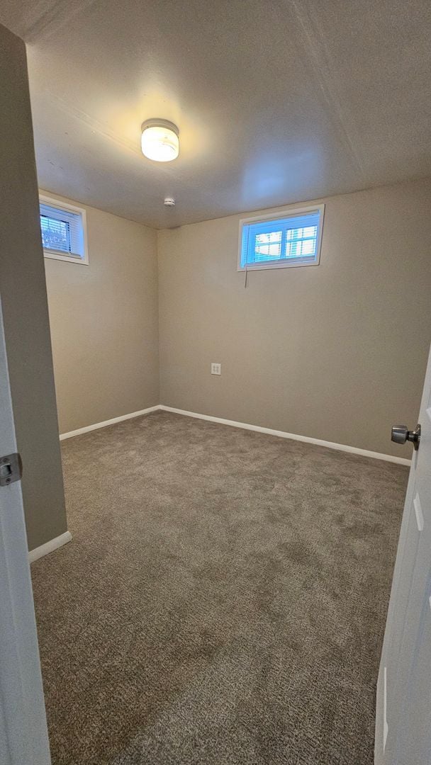 Building Photo - Spacious 5-Bedroom Ranch with Finished Basement & Oversized Garage!