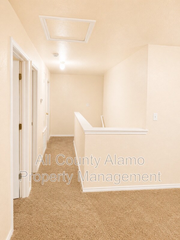 Building Photo - 9631 Sandflat Pass