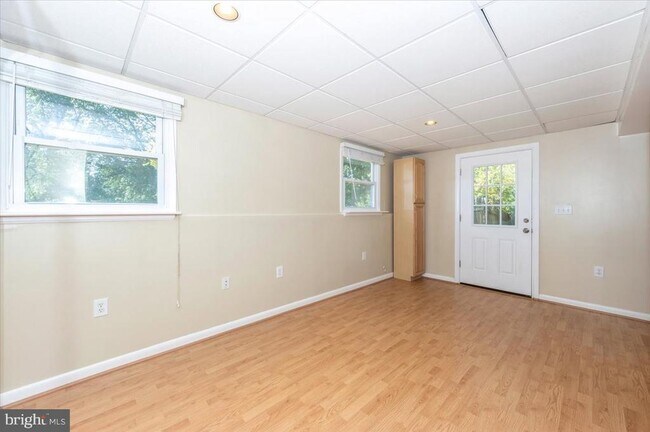 Building Photo - 11584 Liberty Oak Dr