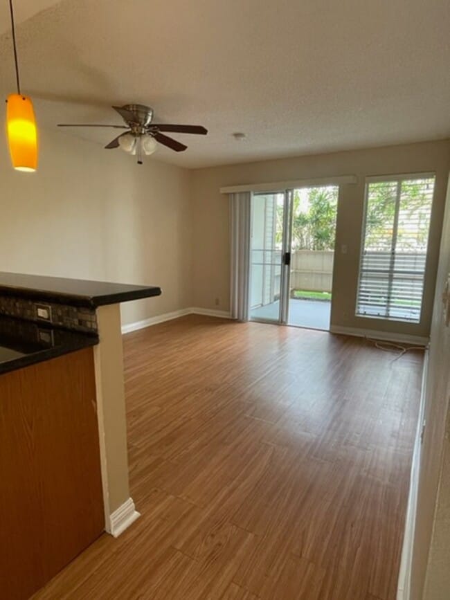 Building Photo - Available now - 2 bedroom / 2 bath / 2 parking in Mililani