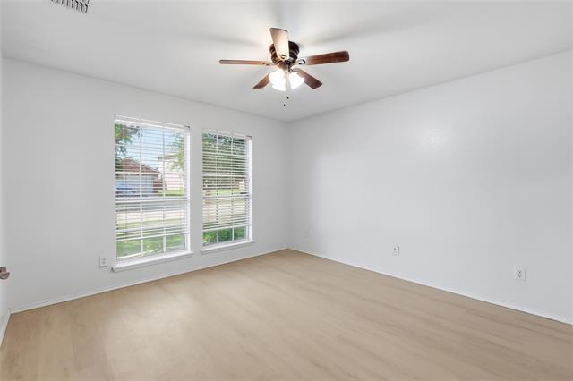 Building Photo - 417 Niagara Falls Dr