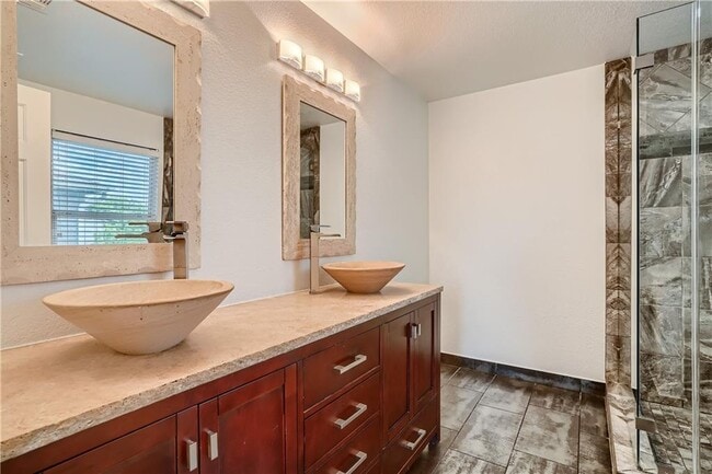 Building Photo - 1105 Fox Sparrow Cove