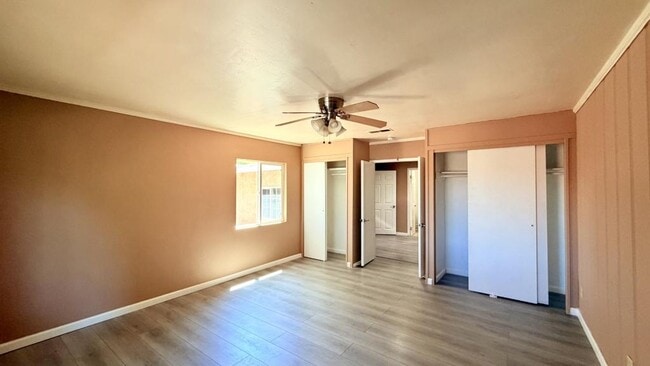 Building Photo - 370 Las Flores Dr