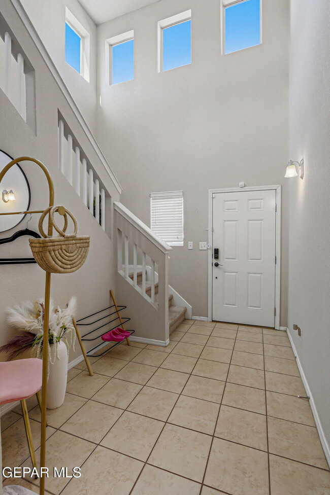 Building Photo - 14220 Firewood Dr