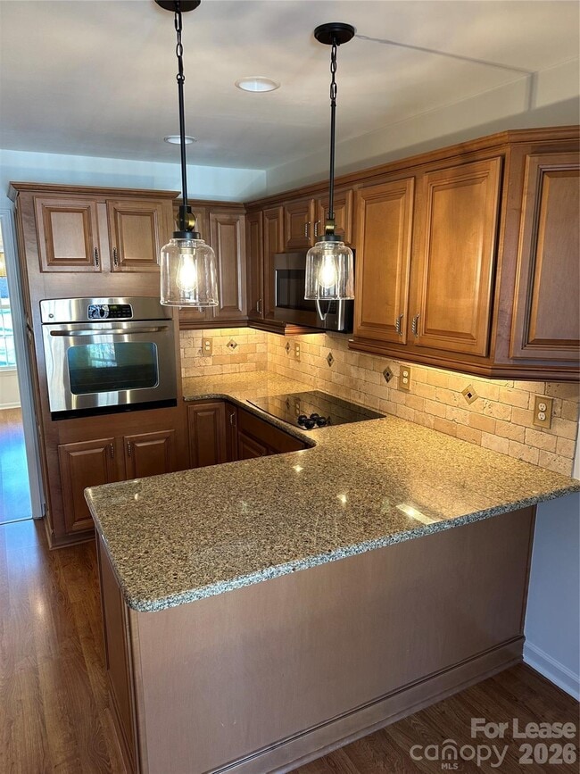 Building Photo - 124 Moonlight Way