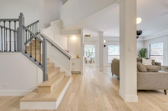 Building Photo - 3914 Latimer Dr