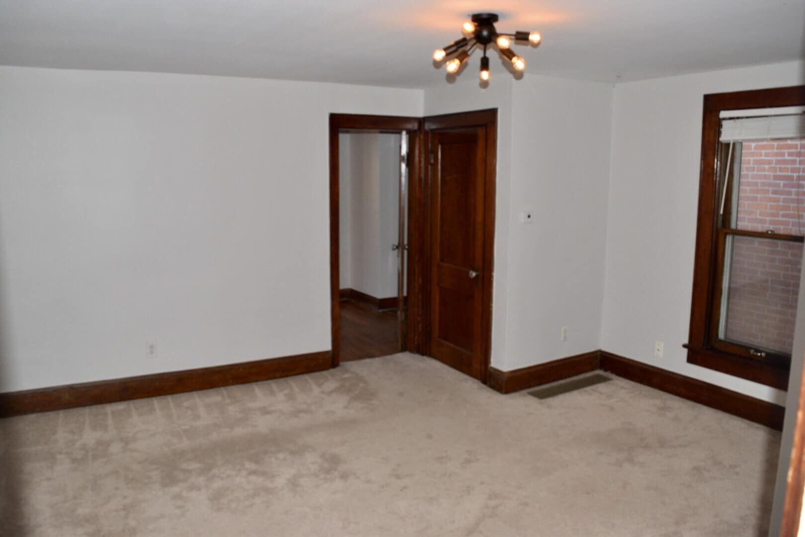 Living room new carpet - 319 1/2 Jackson St