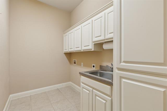 Building Photo - 814 Barton Springs Dr
