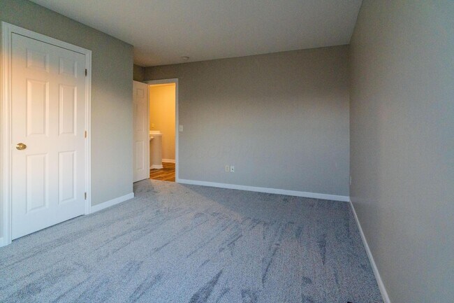 Building Photo - 2961 Keannen St