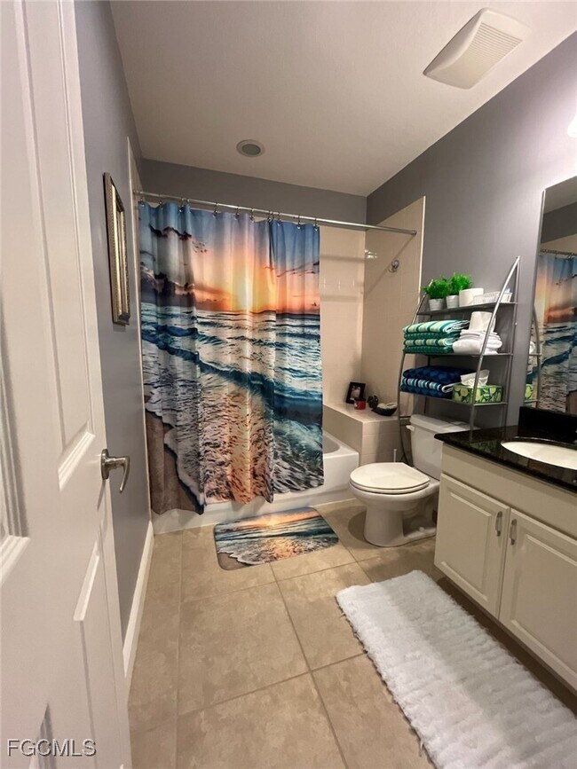 Building Photo - 13780 Julias Way