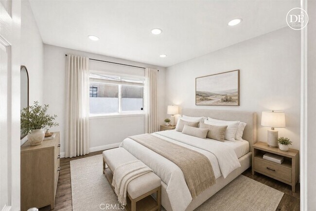 Building Photo - 13509 Destino St