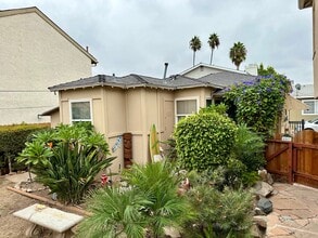 Building Photo - 4561-4565 Altadena Ave