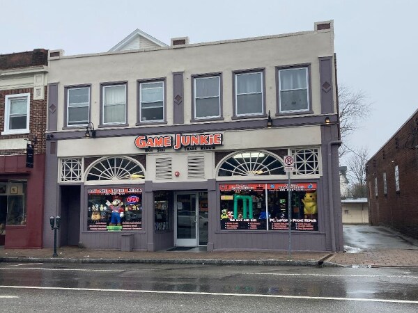 Building Photo - 109 S Easton Rd