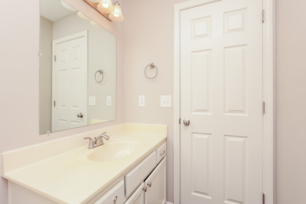 Building Photo - 406 Meagan Cove