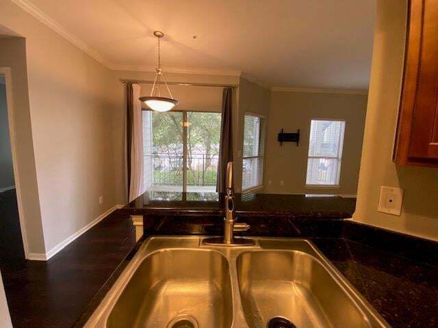 Building Photo - 6000 Shepherd Mountain Cove