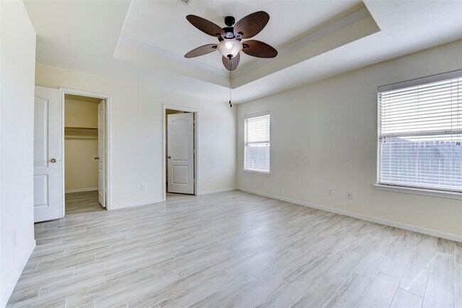 Building Photo - 7906 Yaupon View Dr