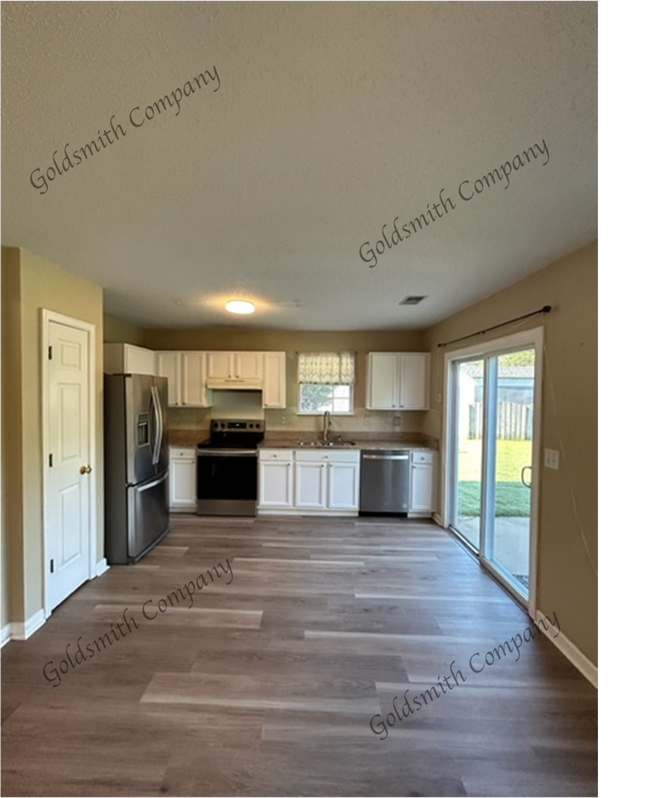 Building Photo - 105 Willow Bend Dr