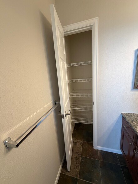 Building Photo - 1495 Blue Sky Way