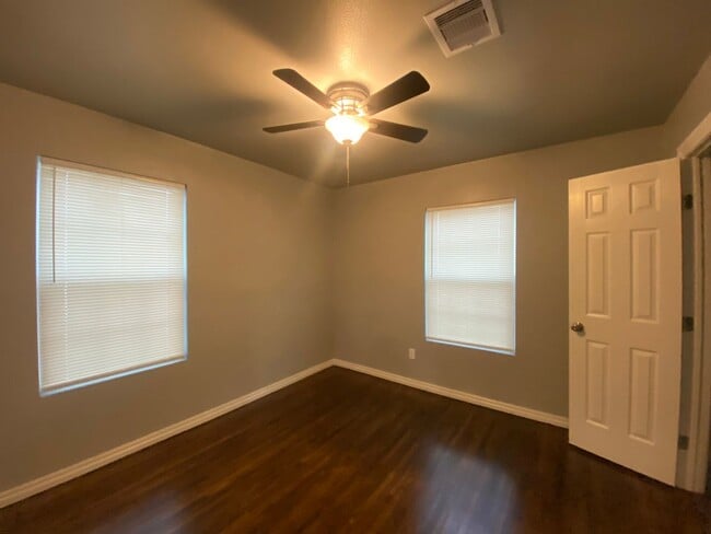 Building Photo - 1304 N 73rd E Ave