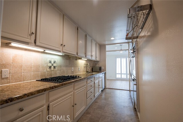 Building Photo - 7301 Vista Del Mar