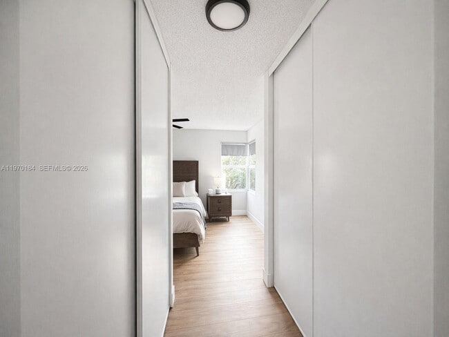 Building Photo - 10708 NW 12th Manor