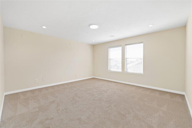 Building Photo - 3331 Clayton Terrace Dr
