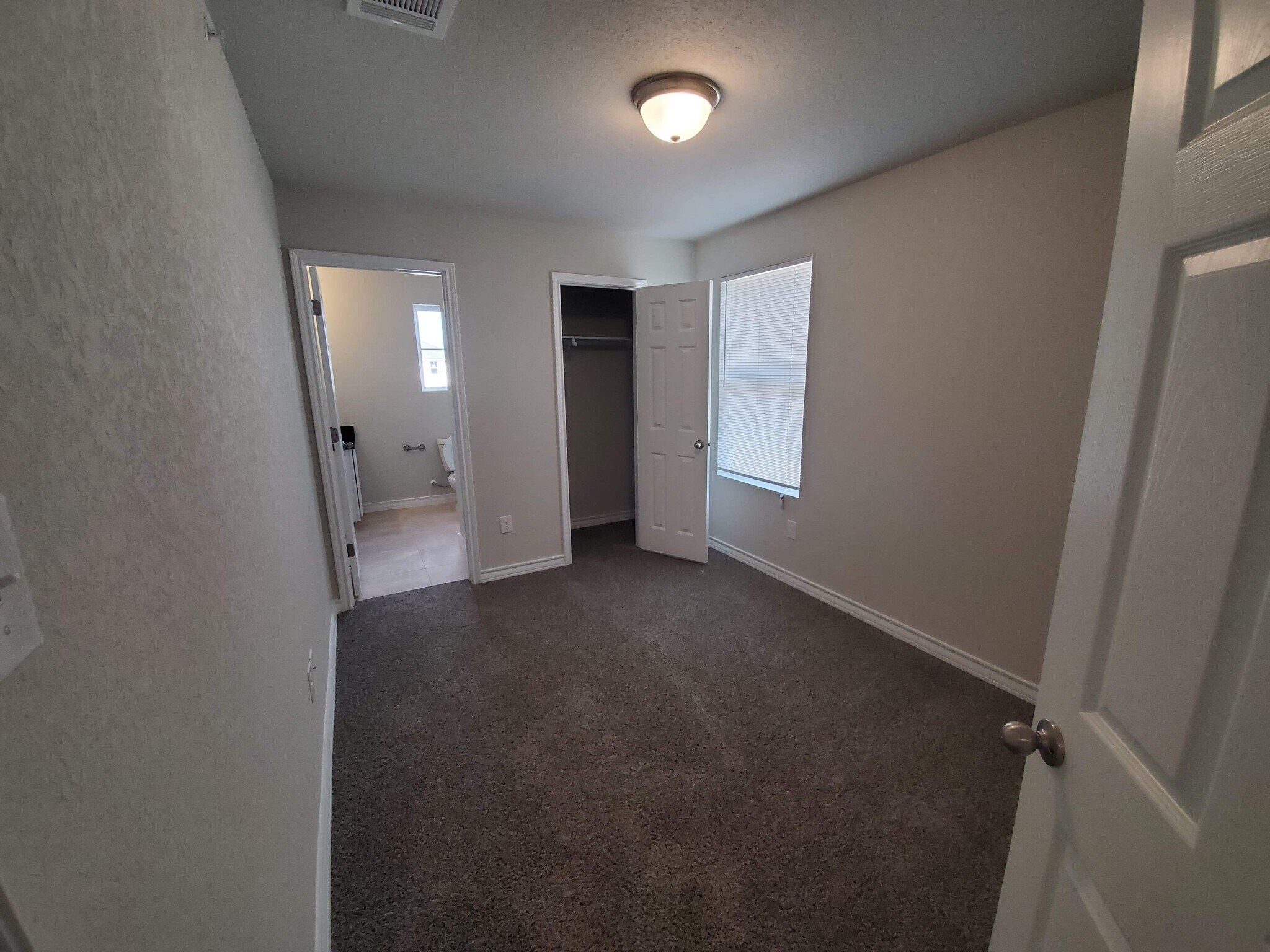 Building Photo - 16906 Spirit Brk