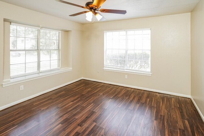 Building Photo - 24814 Butterwick Dr