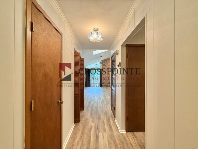 Building Photo - Waterfront 2 Bedroom, 2.5 Bathroom Home!