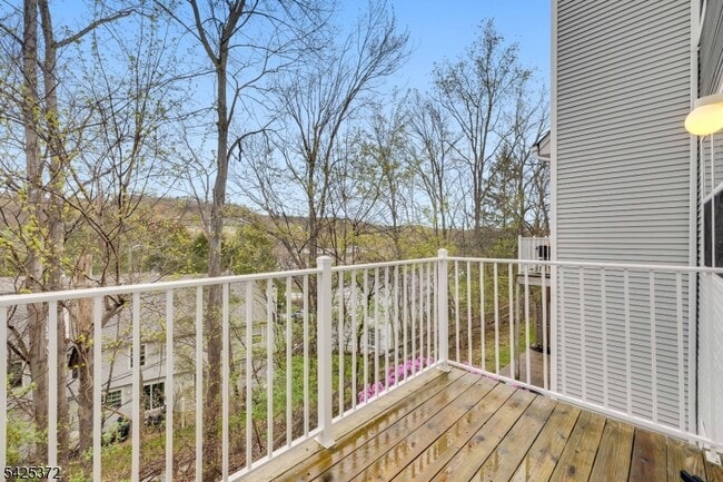 Building Photo - 30 Birch Terrace