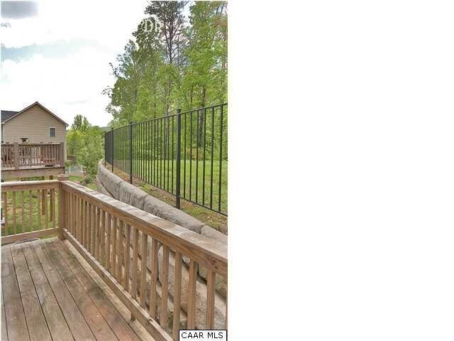 Building Photo - 166 Brookwood Dr