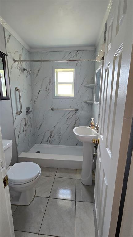 Building Photo - 38236 Fir Ave