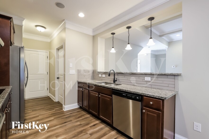 Building Photo - 4351 Highland Gate Pkwy