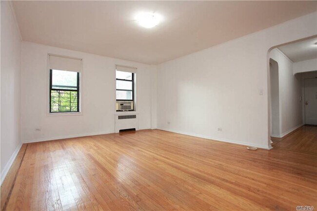 Building Photo - 65-10 99th St