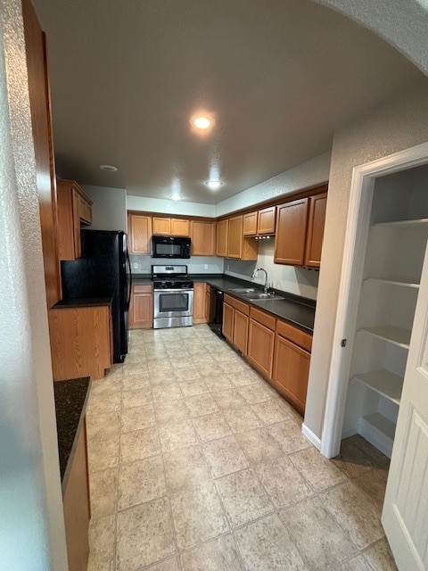 Building Photo - 3209 Decoy Ave