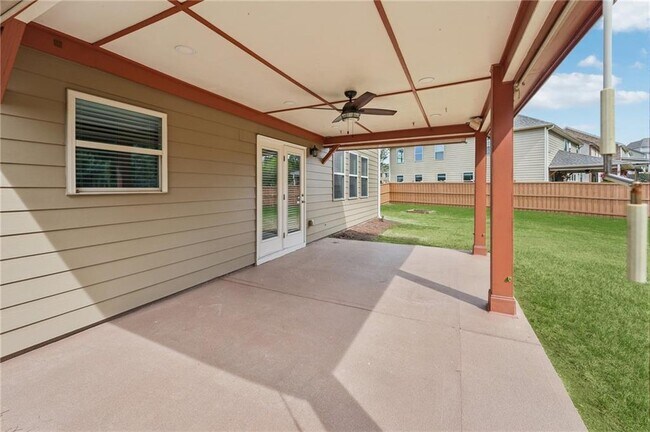 Building Photo - 6370 Shiloh Woods Dr