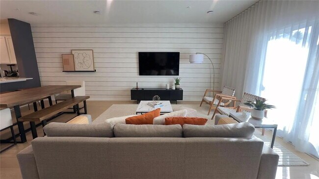 Building Photo - Luxury furnished 3-Bed in Winter Park