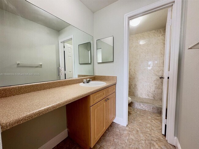 Building Photo - 2842 NW 55th Ave