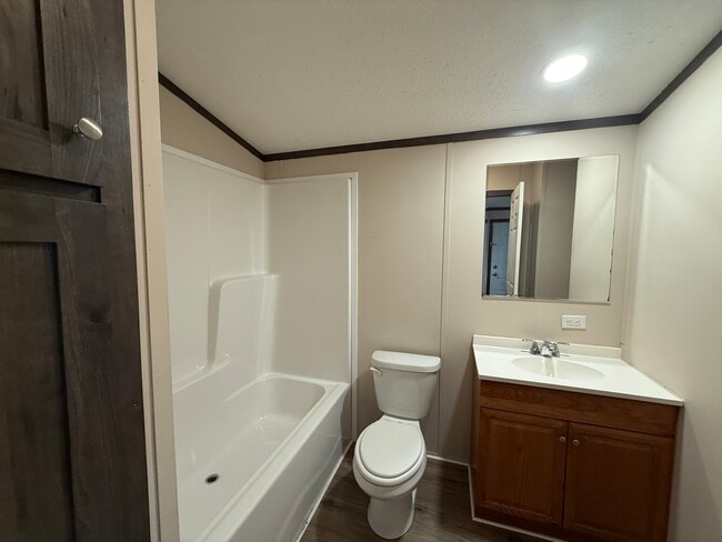 Building Photo - 3528 Queens Point Terrace