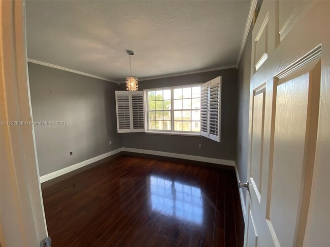 Building Photo - 1202 Belmont Ln